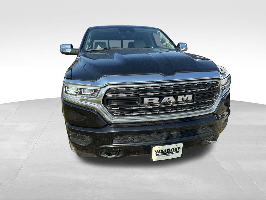 2023 Diamond Black Crystal Pearlcoat Ram 1500 Limited 4X4 Truck
