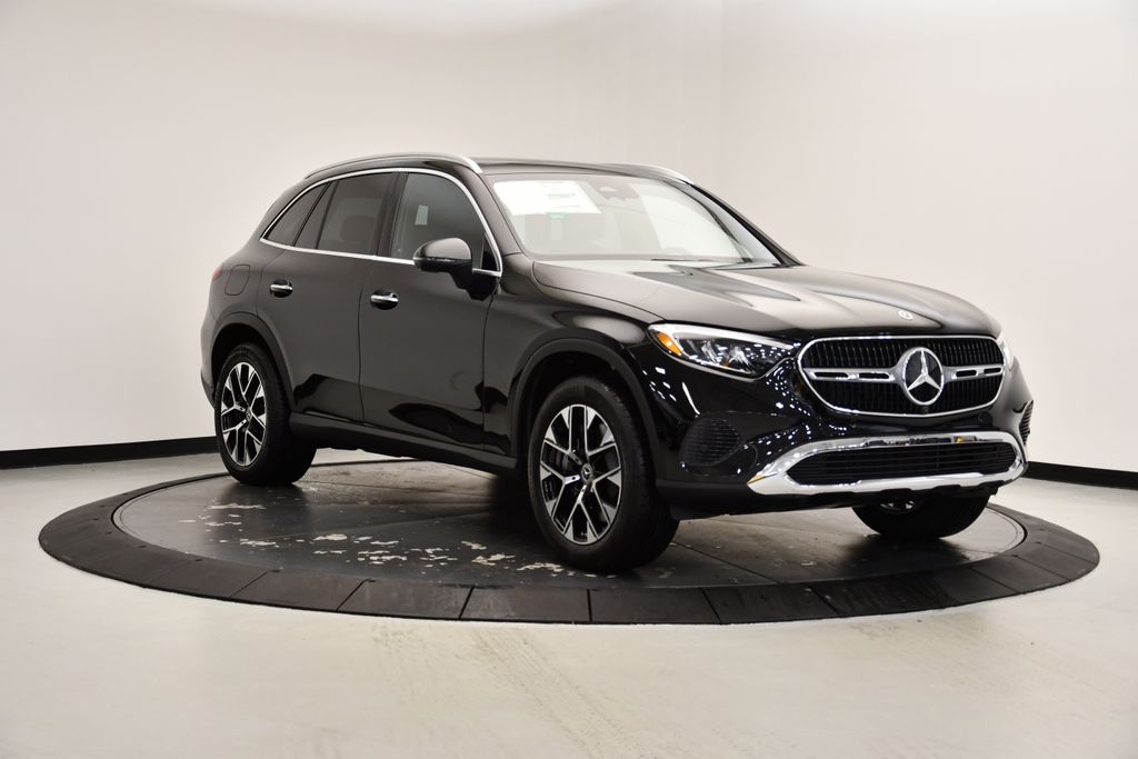 2025 Mercedes-Benz GLC 350 7