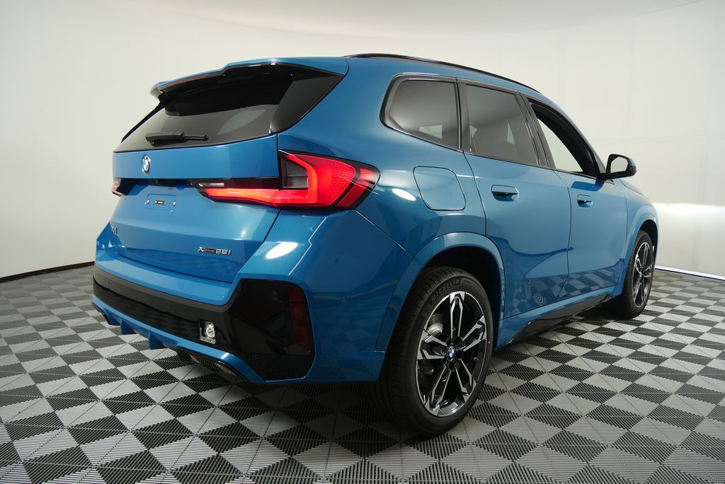 Thumbnail: 2025 BMW X1 - 3
