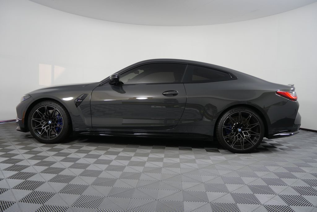 2024 BMW M4 Competition 8