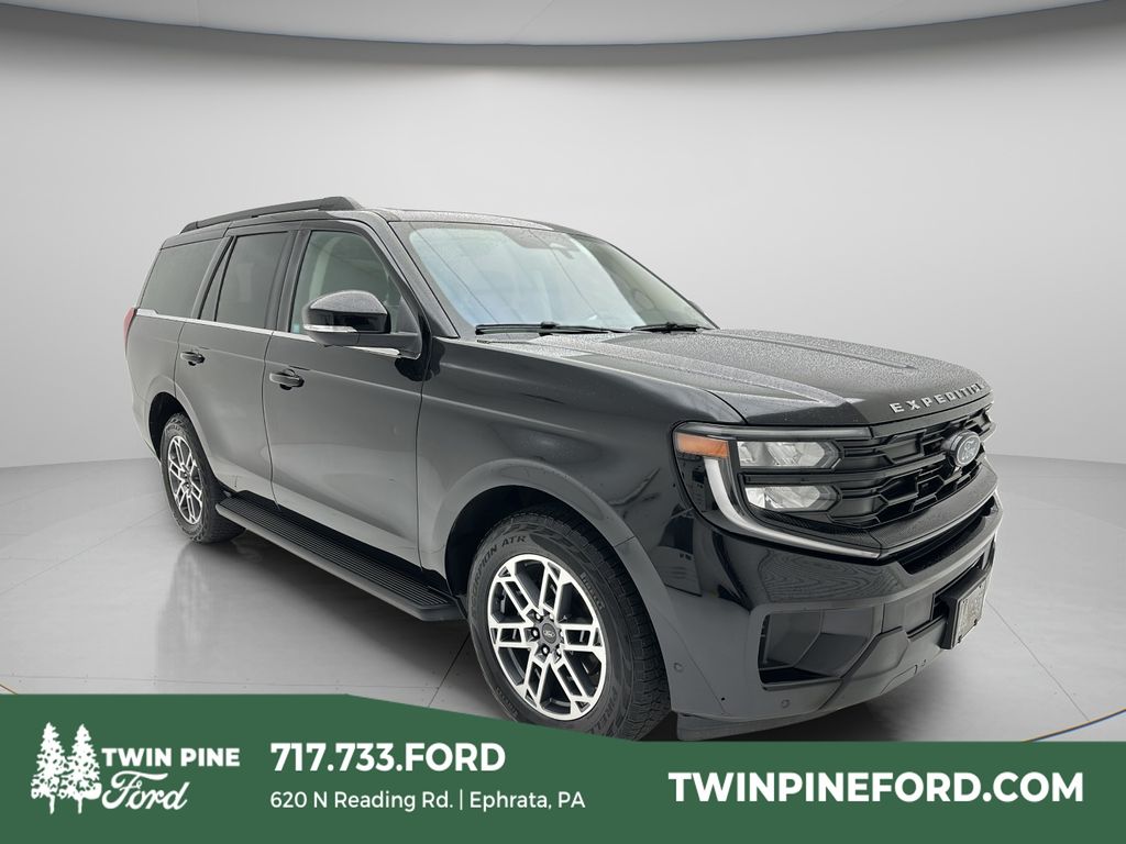 Black Metallic 2025 Ford Expedition SUV / Crossover Four-Wheel Drive Automatic