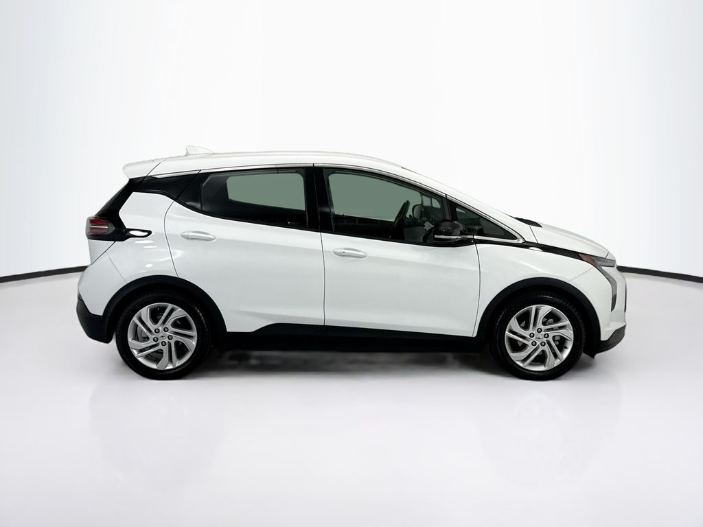 Thumbnail: 2023 Chevrolet Bolt EV - 4