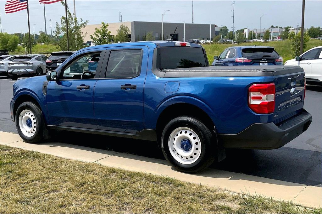 Used 2024 Ford Maverick XL with VIN 3FTTW8A39RRA75439 for sale in Kansas City