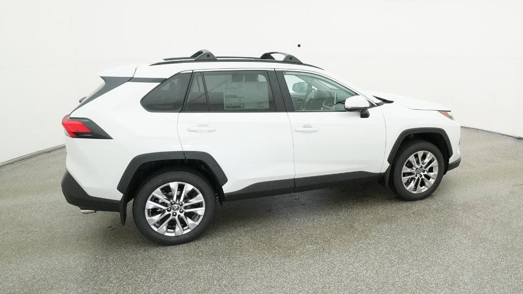 Thumbnail: 2025 Toyota RAV4 - 25