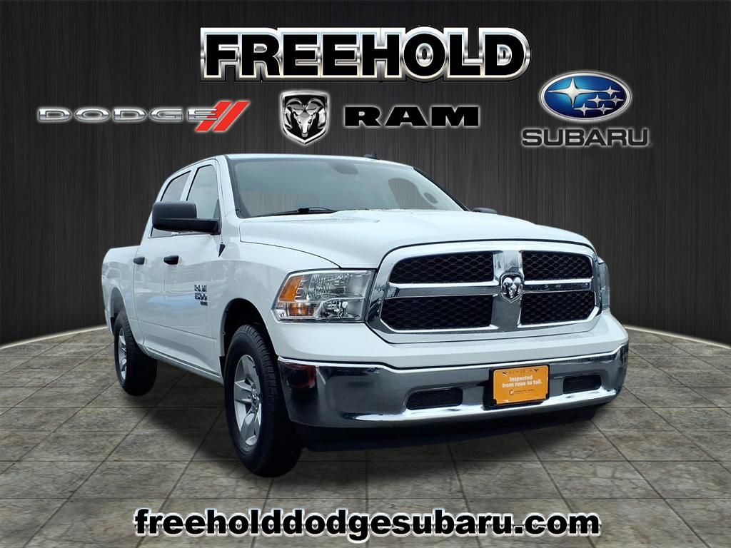 2023 RAM 1500 Classic SLT Crew Cab 4WD