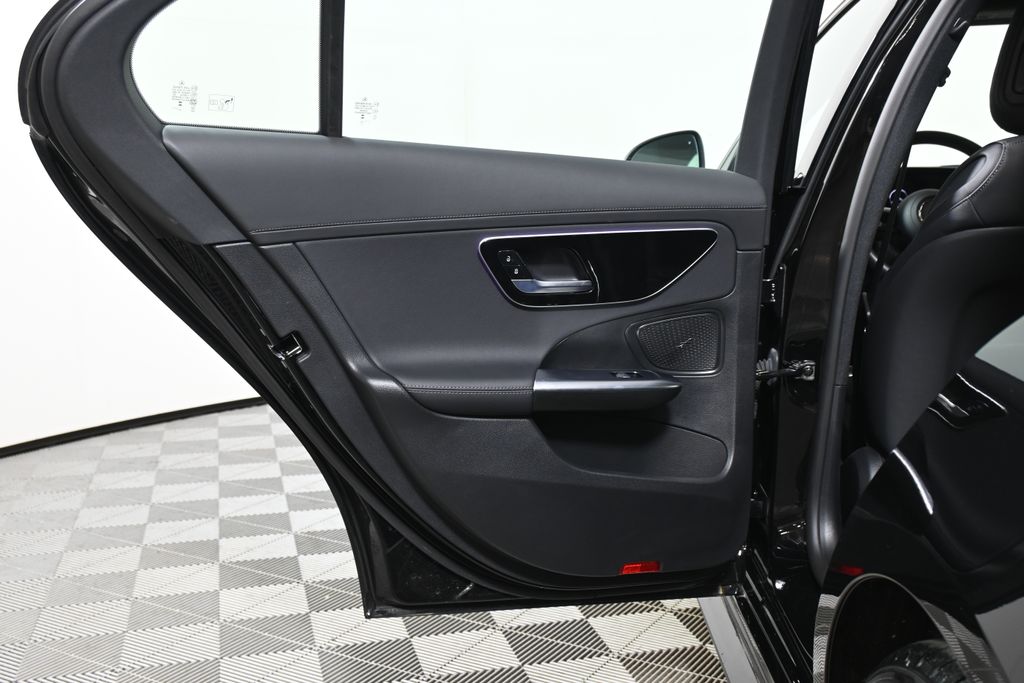 Thumbnail: 2025 Mercedes-Benz C-Class - 29