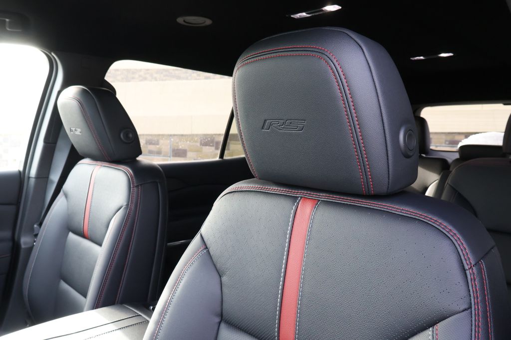 Thumbnail: 2026 Chevrolet Traverse - 15