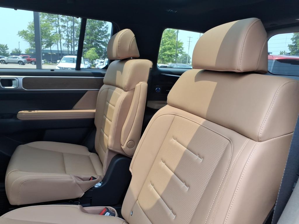New 2026 Hyundai Santa Fe Hybrid SUV