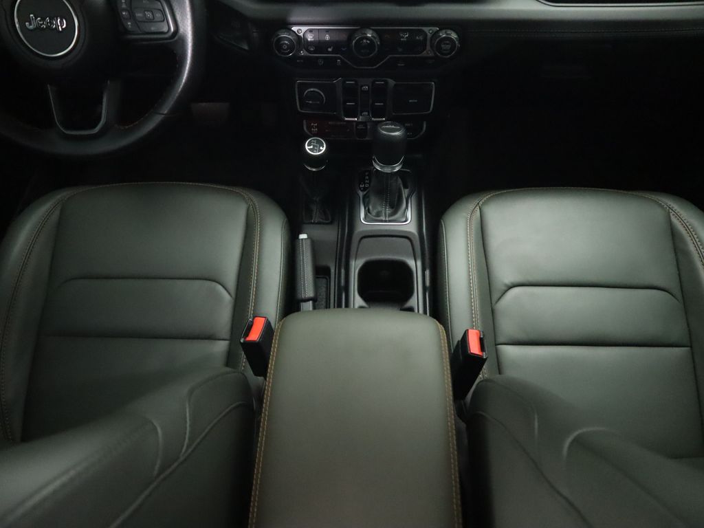 Thumbnail: 2024 Jeep Gladiator - 16