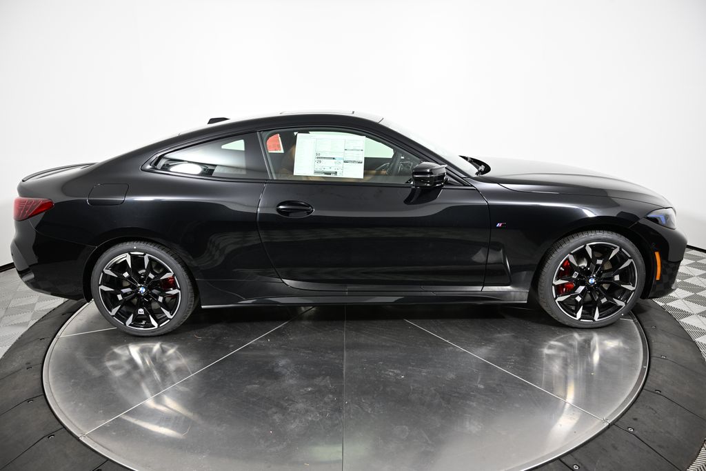 Thumbnail: 2026 BMW 4 Series - 6