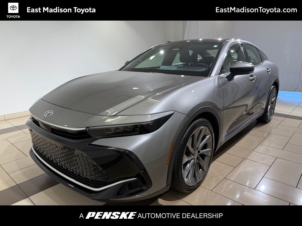 2023 Toyota Crown Limited -
                  Madison, WI