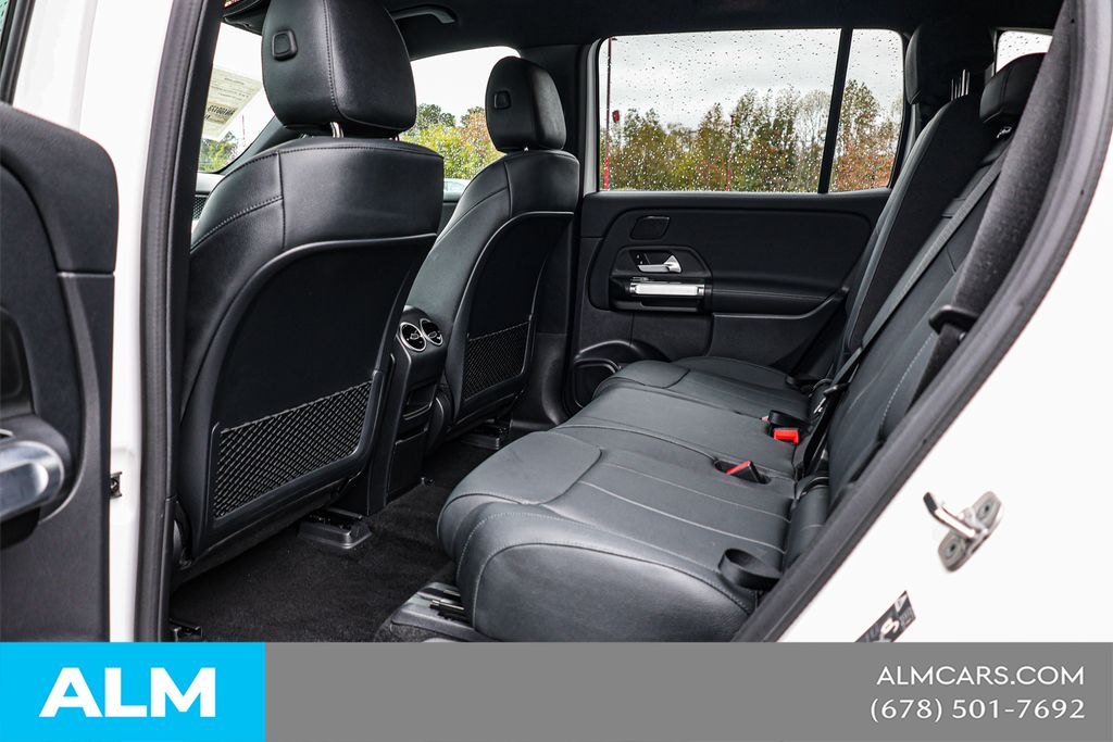 Used 2024 White Mercedes-Benz 250+ image 21
