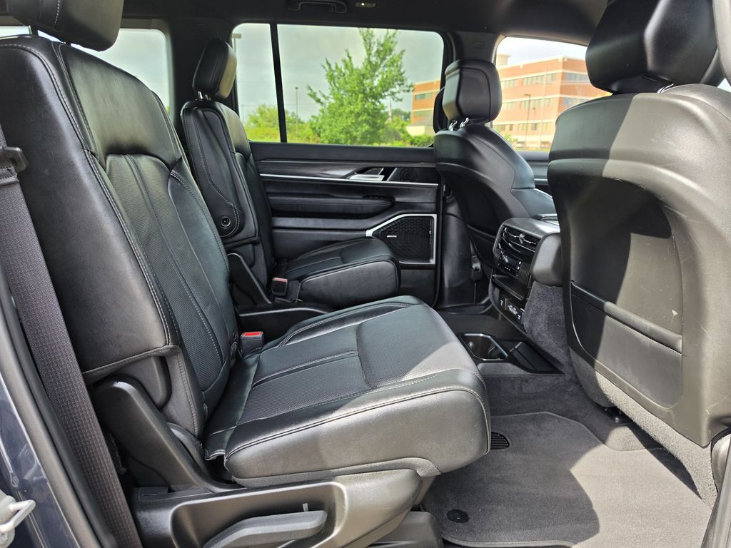 Used 2024 Jeep Wagoneer SUV
