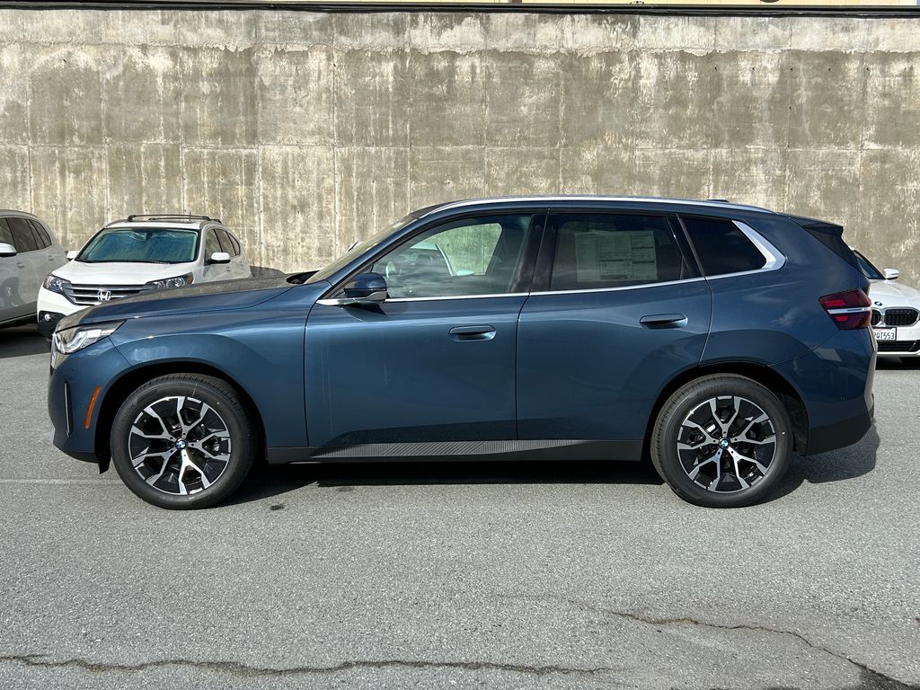 Thumbnail: 2026 BMW X3 - 2