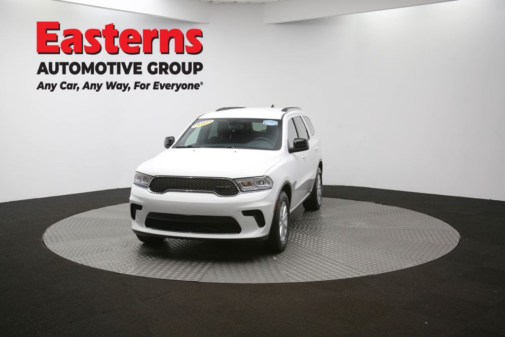 Used 2023 White Dodge SXT image 50