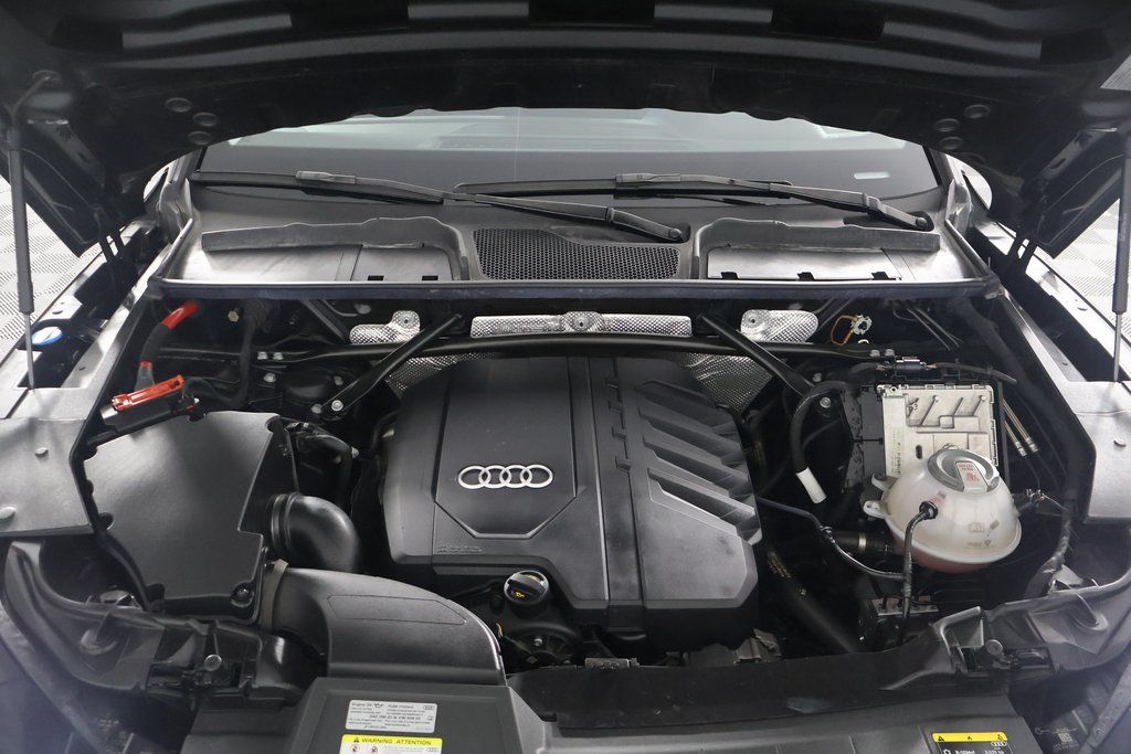 Thumbnail: 2021 Audi Q5 - 13