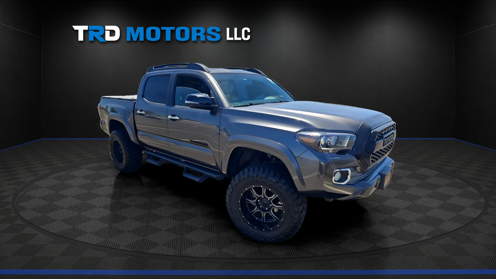 Magnetic Gray Metallic 2016 Toyota Tacoma Pickup Truck Four-Wheel Drive 6-Speed Automatic