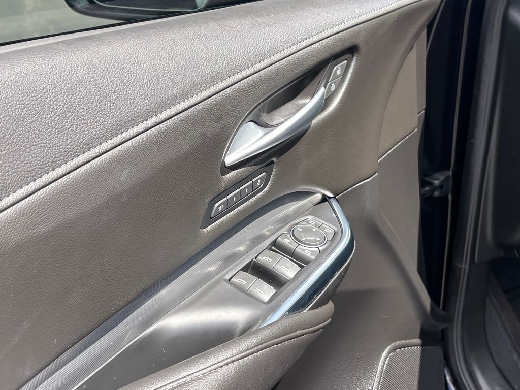 Used Car 2025 Cadillac Xt4  Premium Luxury For Sale Under $40,000 In Austin, Texas