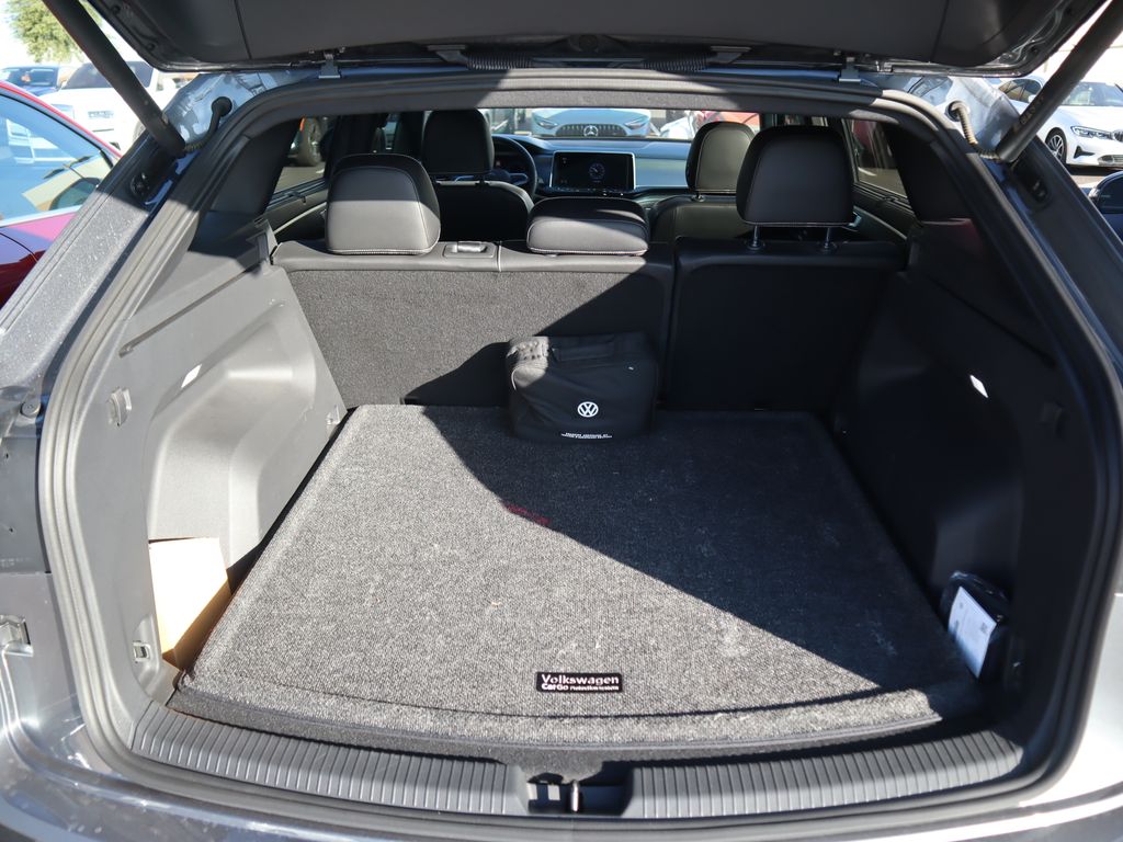 Thumbnail: 2024 Volkswagen Atlas - 12