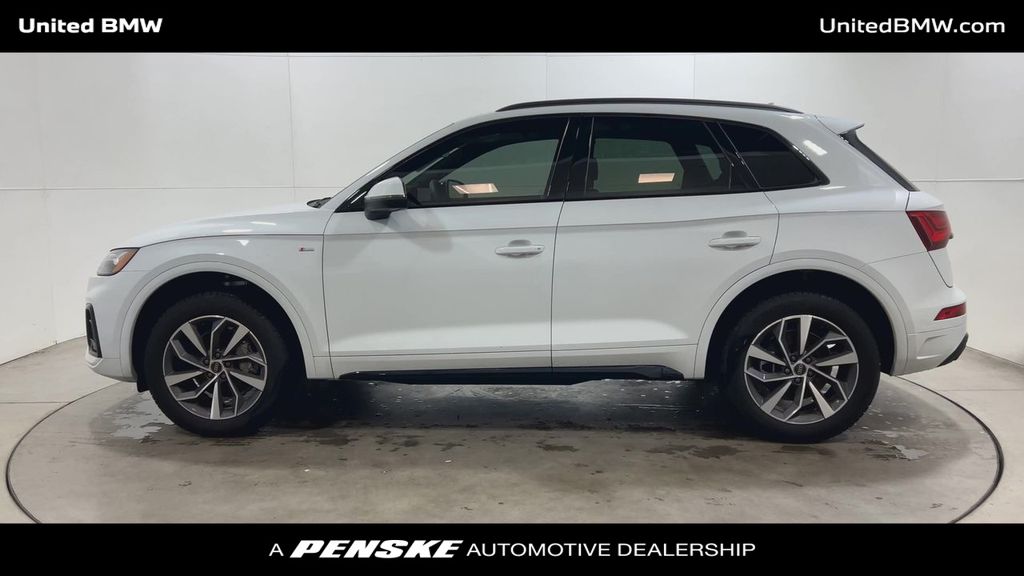 Thumbnail: 2024 Audi Q5 - 5