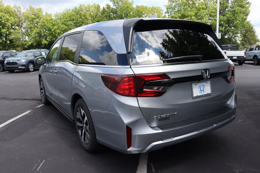 Thumbnail: 2026 Honda Odyssey - 3