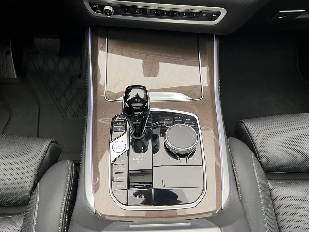 Thumbnail: 2023 BMW X5 - 11