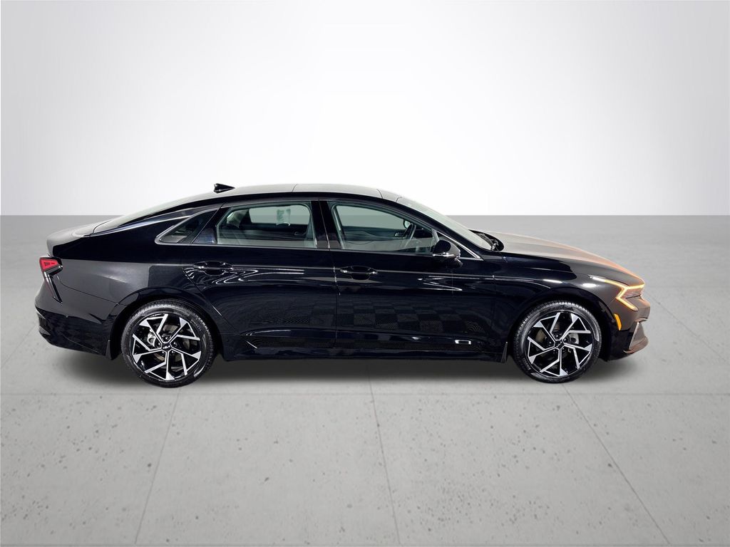 2025 Kia K5 EX