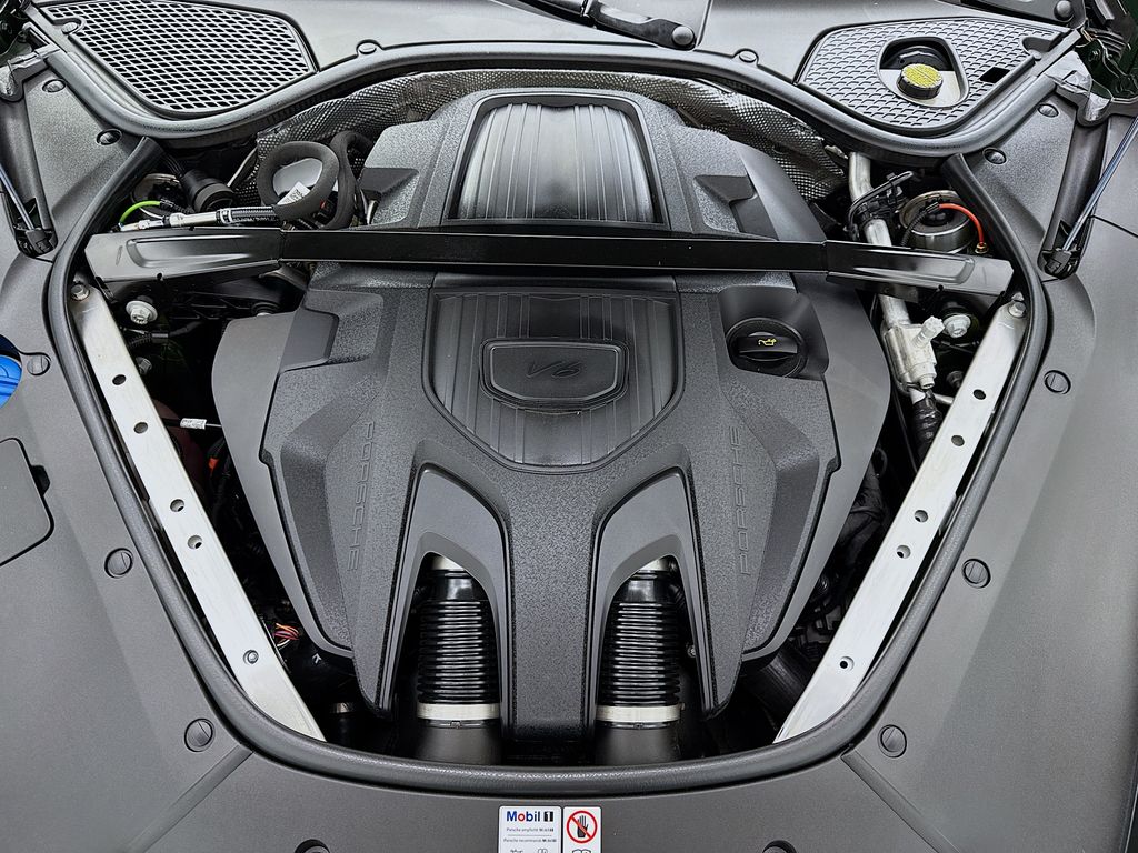 Thumbnail: 2024 Porsche Panamera - 30