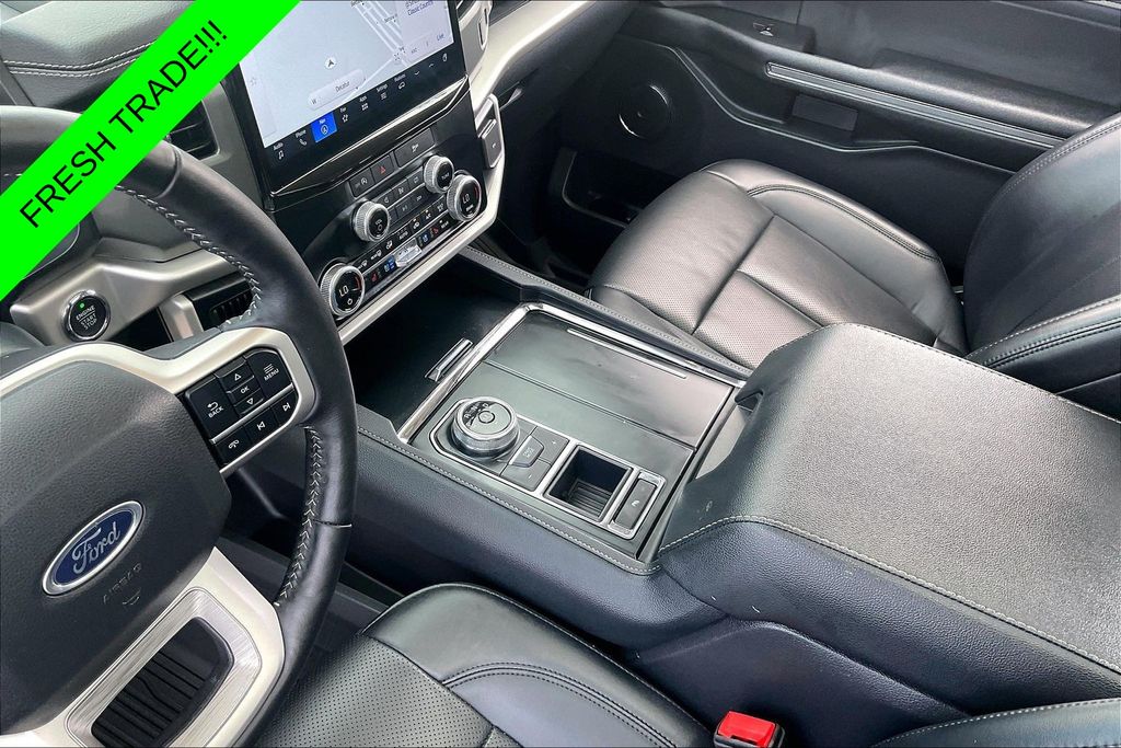 Used 2024 Ford Expedition SUV