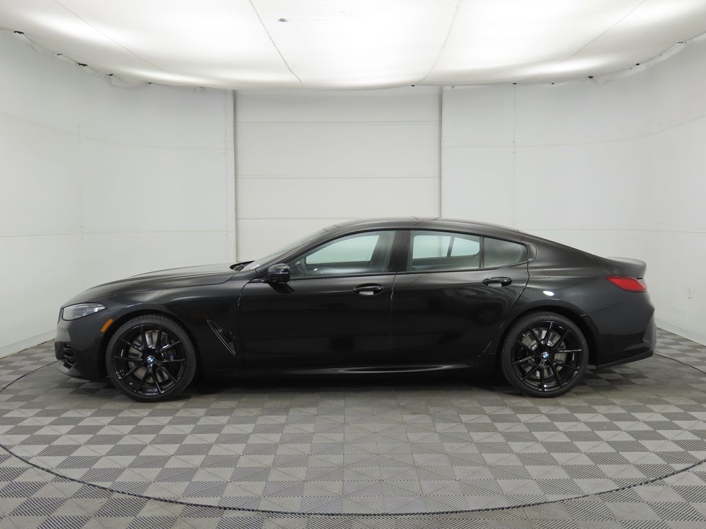 Thumbnail: 2026 BMW 8 Series - 8