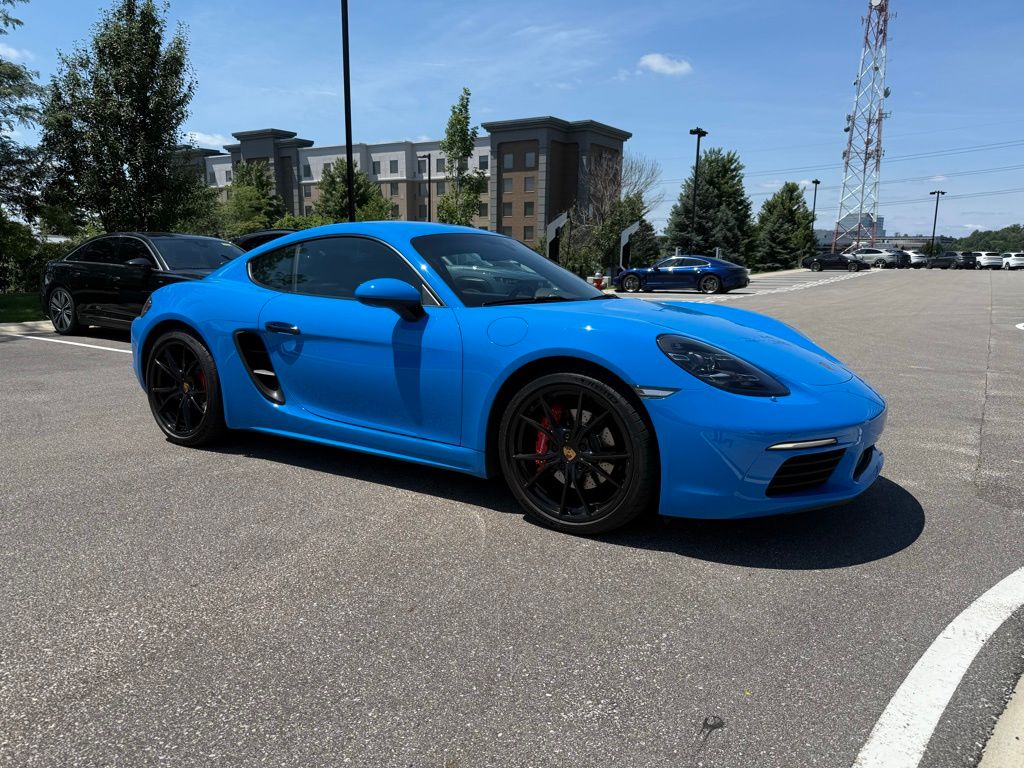 Thumbnail: 2022 Porsche 718 Cayman - 1