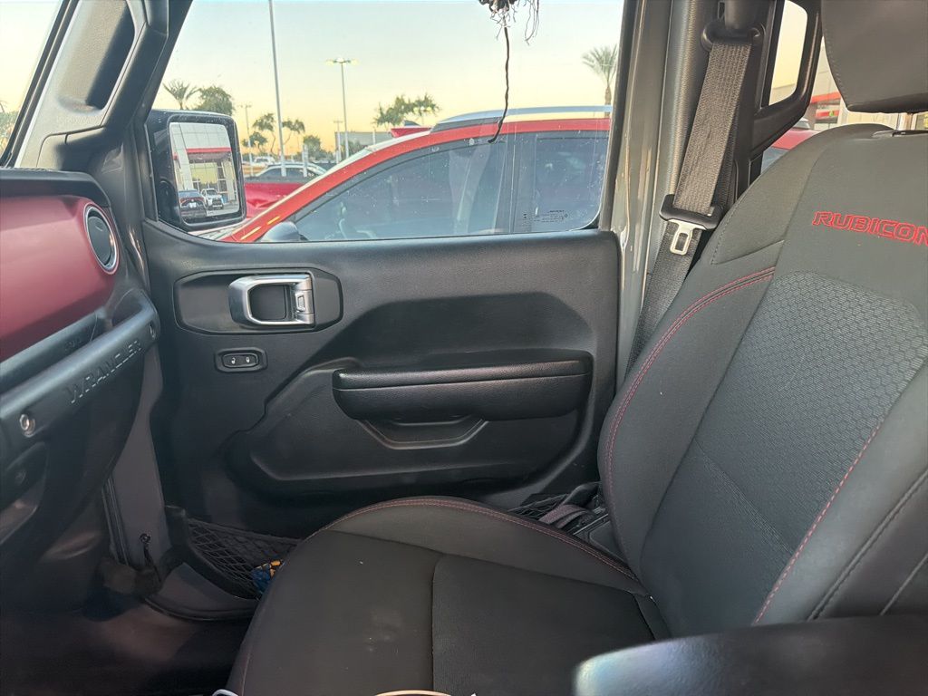 Thumbnail: 2021 Jeep Wrangler - 9