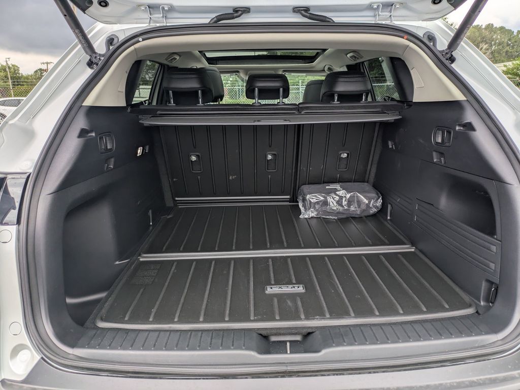 2025 Mazda CX-50 Hybrid Premium Package