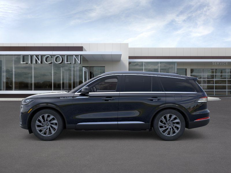 Thumbnail: 2026 Lincoln Aviator - 3