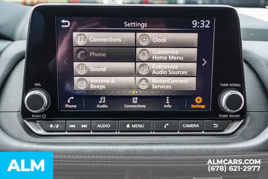 Used 2025 Silver Nissan SV image 33