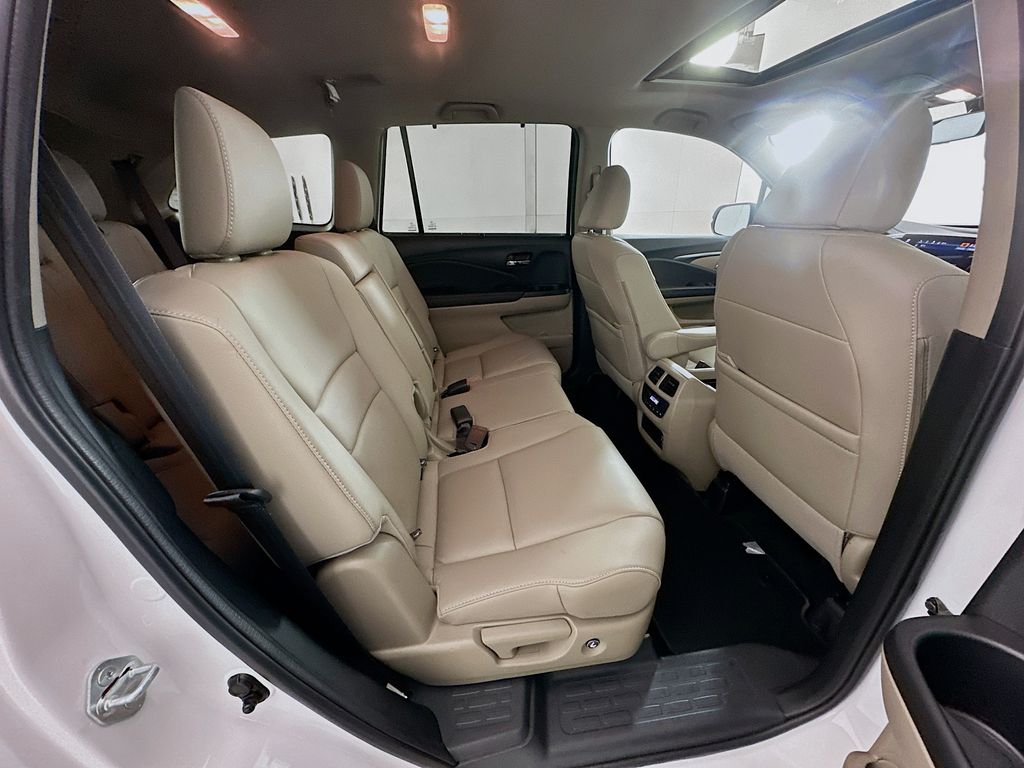 Thumbnail: 2022 Honda Pilot - 28