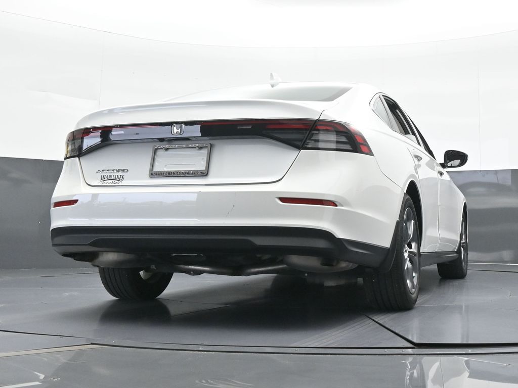 Used 2023 White Honda EX image 60