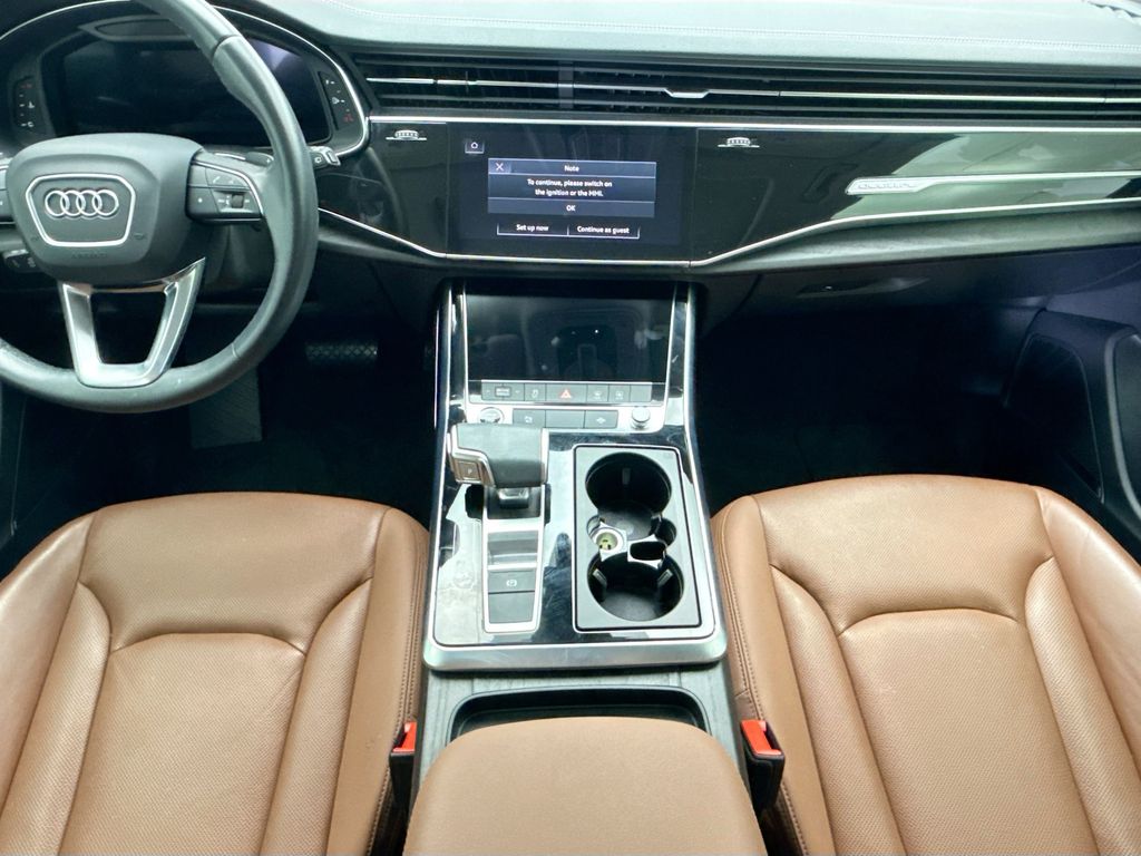 Thumbnail: 2023 Audi Q8 - 13