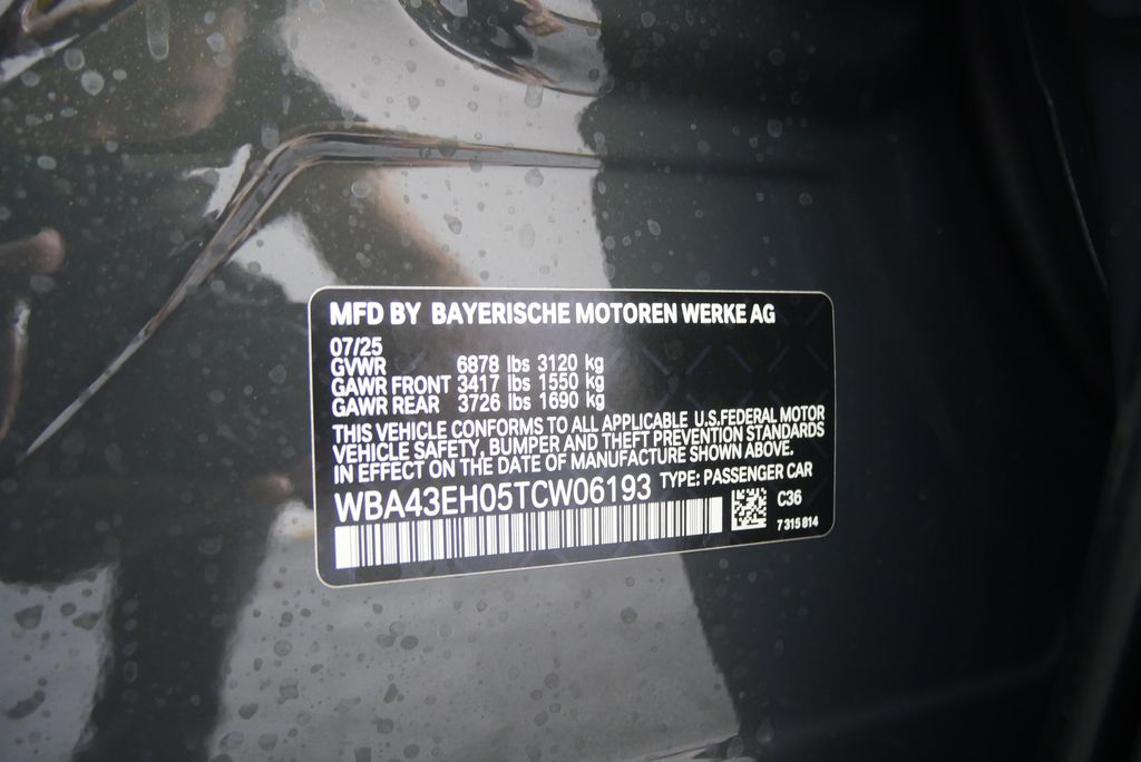 Thumbnail: 2026 BMW 7 Series - 26