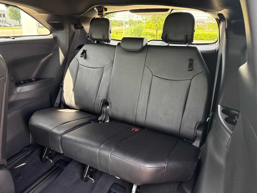 Used 2025 Toyota Sienna Van
