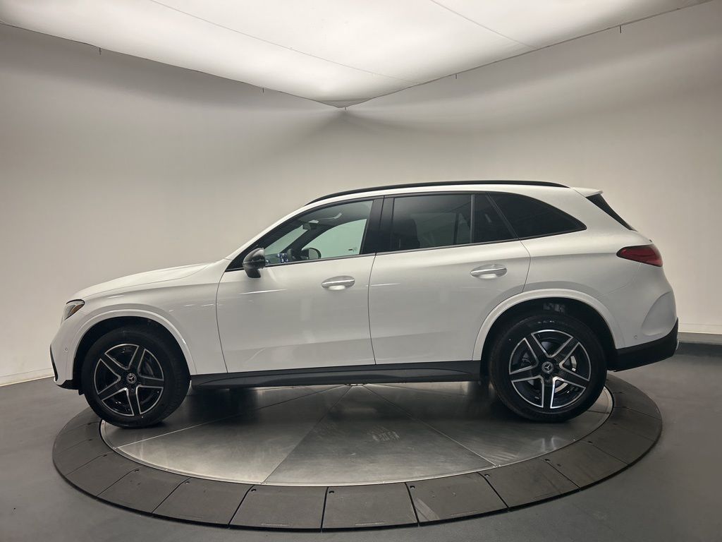 Thumbnail: 2026 Mercedes-Benz GLC - 4