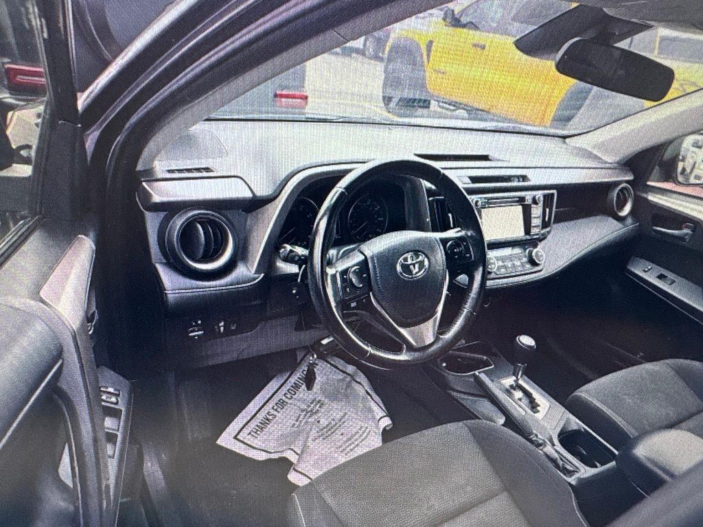2018 Toyota RAV4 XLE - 3