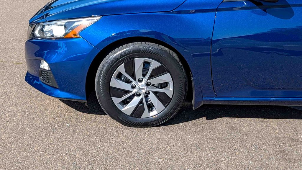 Used 2020 Nissan Altima 2.5 S 4D Sedan