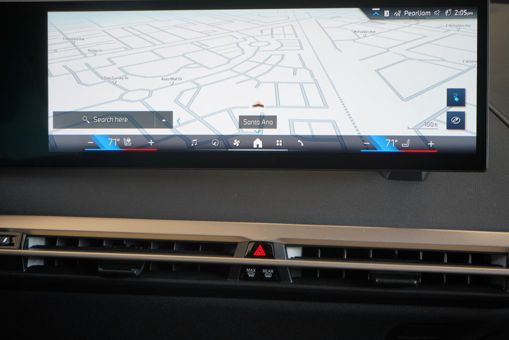 2025 BMW iX xDrive50 15