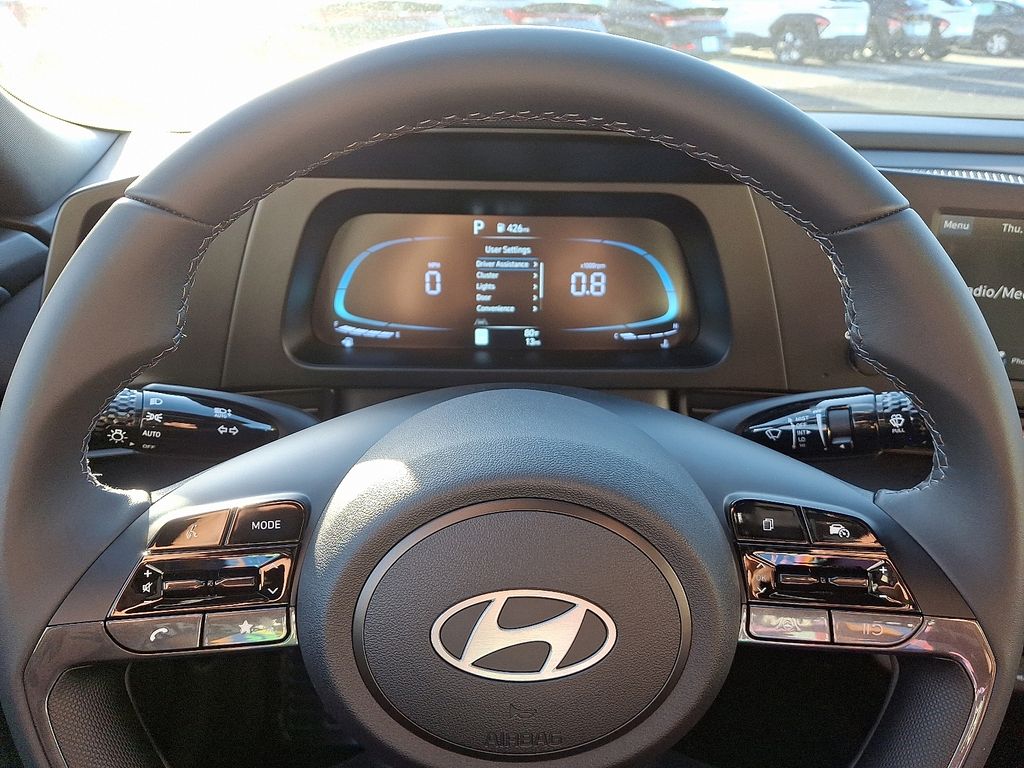 Thumbnail: 2025 Hyundai Elantra - 9