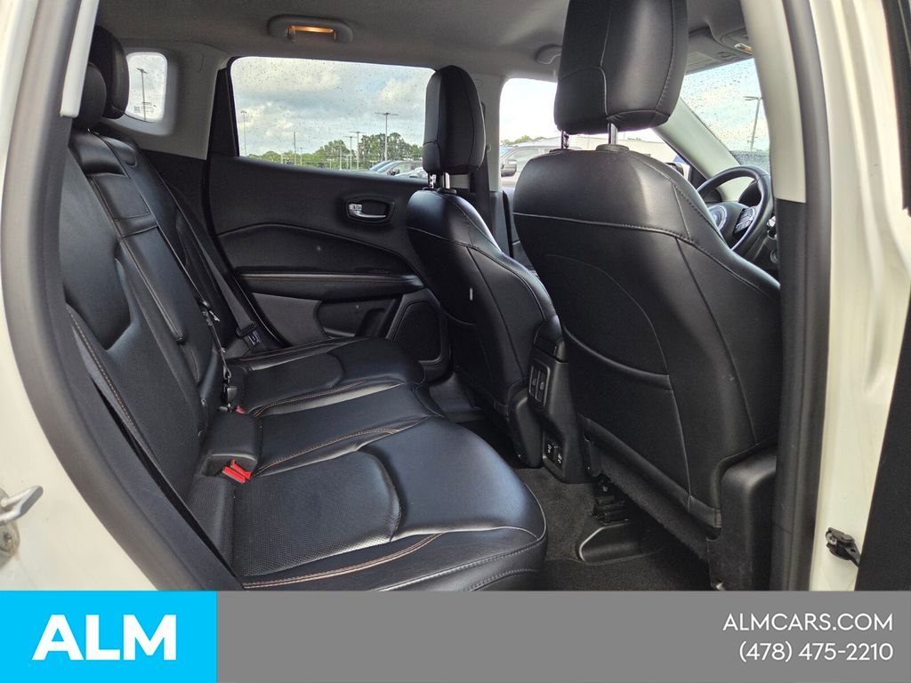 Used 2018 White Jeep Limited image 18