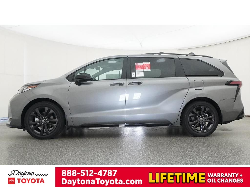 New 2026 Toyota Sienna Van