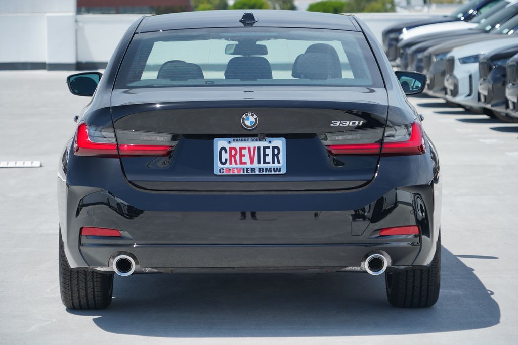 Thumbnail: 2026 BMW 3 Series - 6