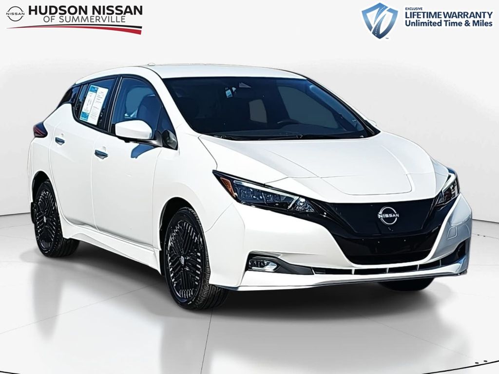 2024 Nissan LEAF SV Plus FWD