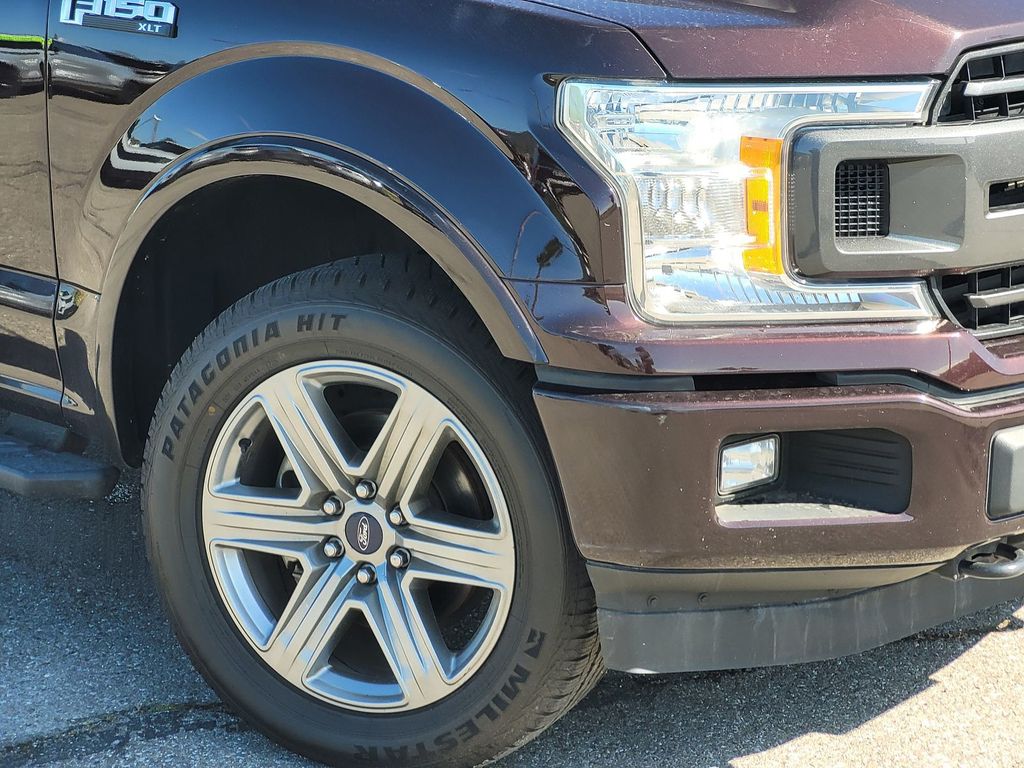 Used 2018 Red Ford XLT image 6